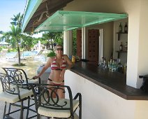 Antigua 051  What would you like?